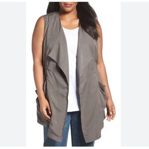 Caslon Charcoal Sleeveless Vest